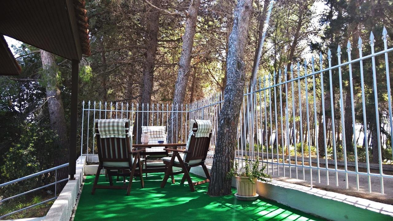 Malibu Studios & Apartments Lassi  Ngoại thất bức ảnh